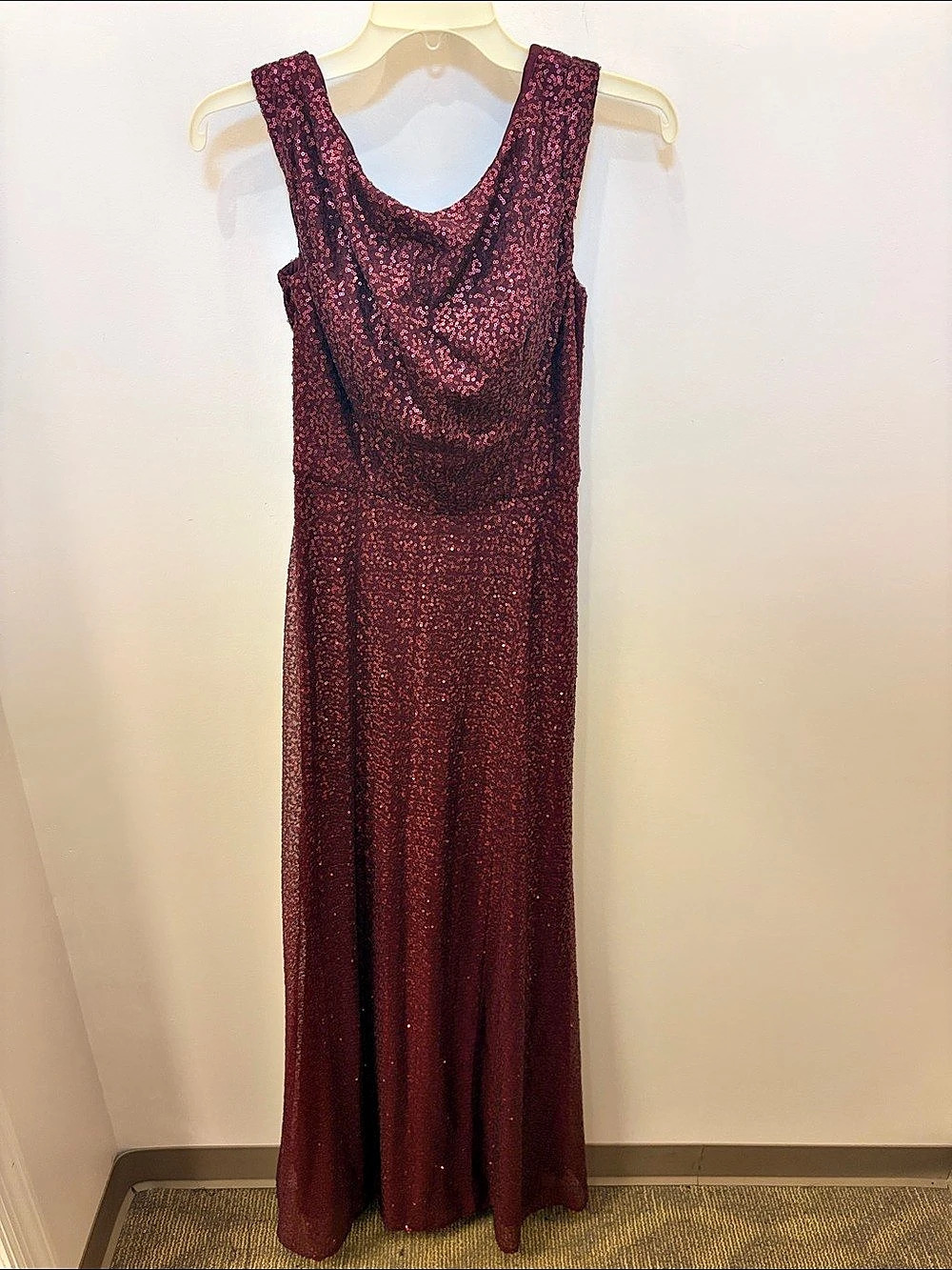 Morilee Sequin Maxi Dress in Red Size 8 Like New